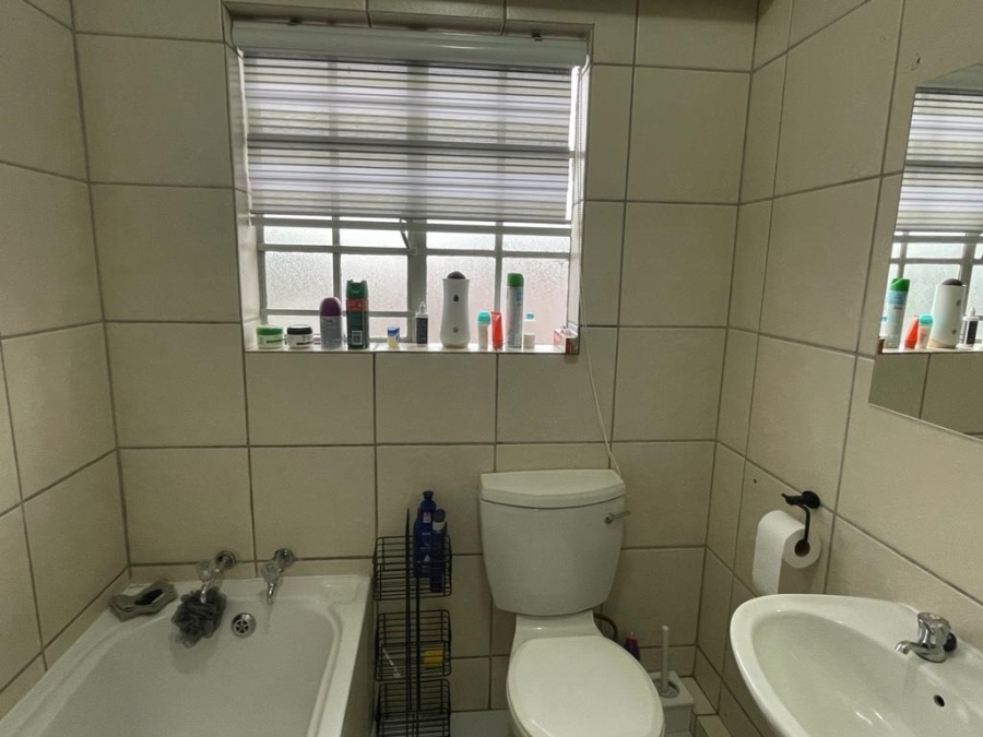 2 Bedroom Property for Sale in Rustenburg Central North West